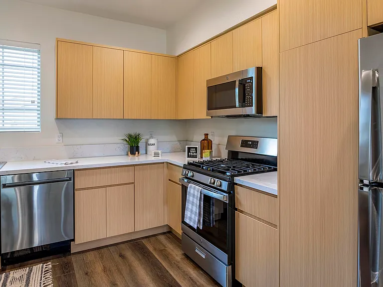 Presidio Townhomes — Photo 9