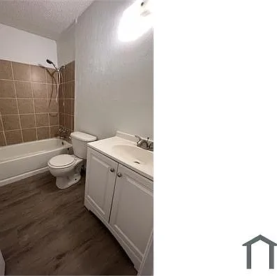 305 Cavanah Dr #B — Photo 3