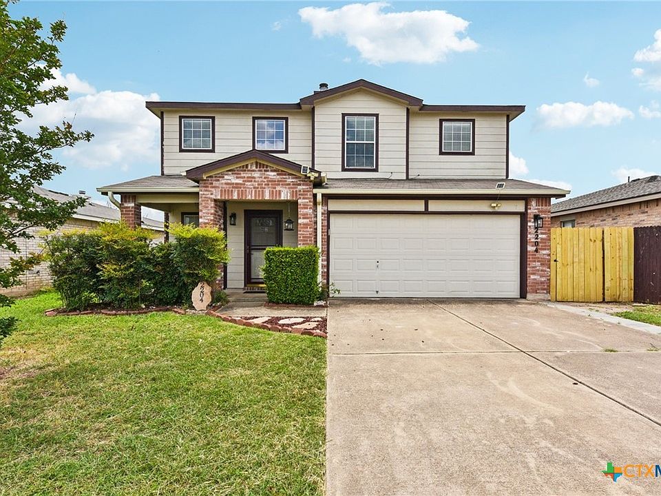 1st image of 2204 Mikulec Dr