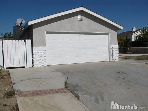 2nd image of 1300 Mount Baldy St