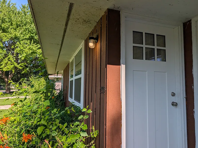 2312 Mary Lou Dr — Photo 2