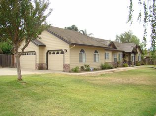 10660 Dixon Rd, Oakdale, CA 95361