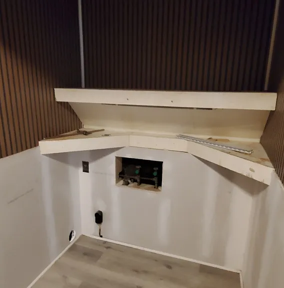 1207 Mobile Ave — Photo 4