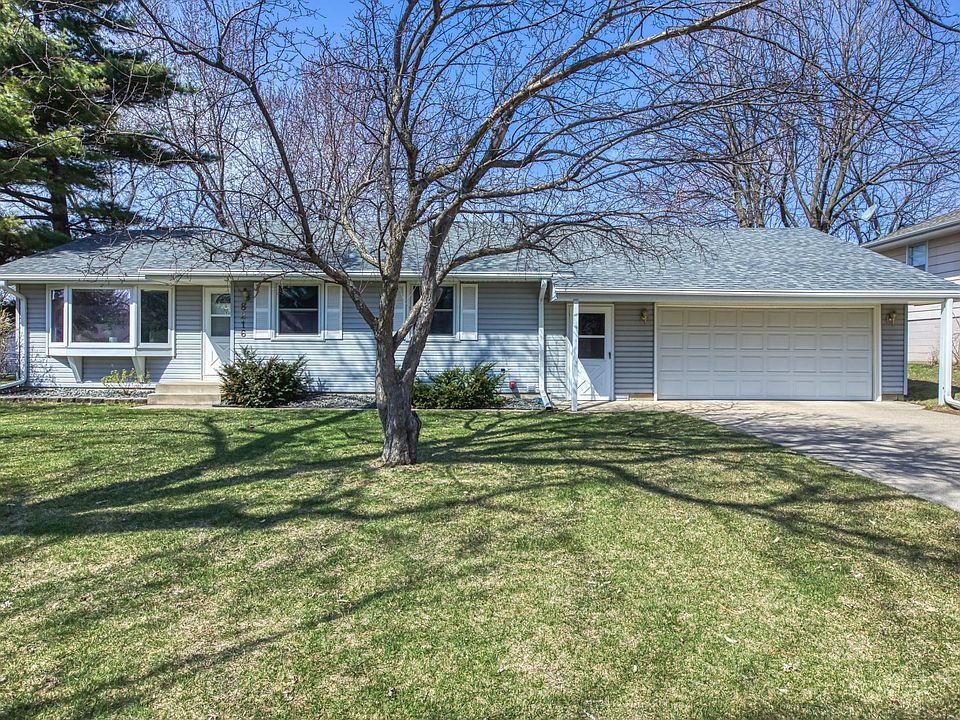 8216 Beard Rd, Bloomington, MN 55431 Zillow