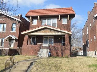 3671 Dover Pl, Saint Louis, MO 63116