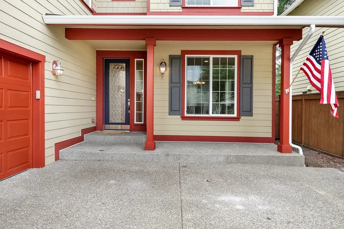 4315 Freemont St NE - Edgewater Community — Photo 3