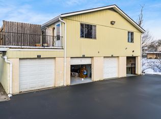 3830 Charbonnett Ct #6-A, Columbus, OH 43232