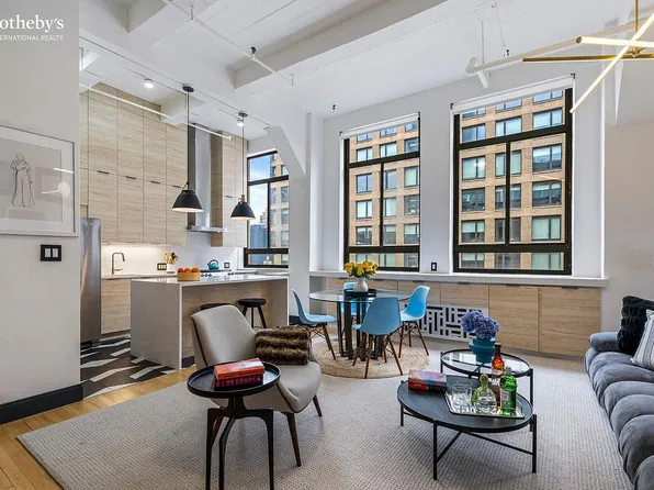 348 W 38th St APT 11E, New York, NY 10018