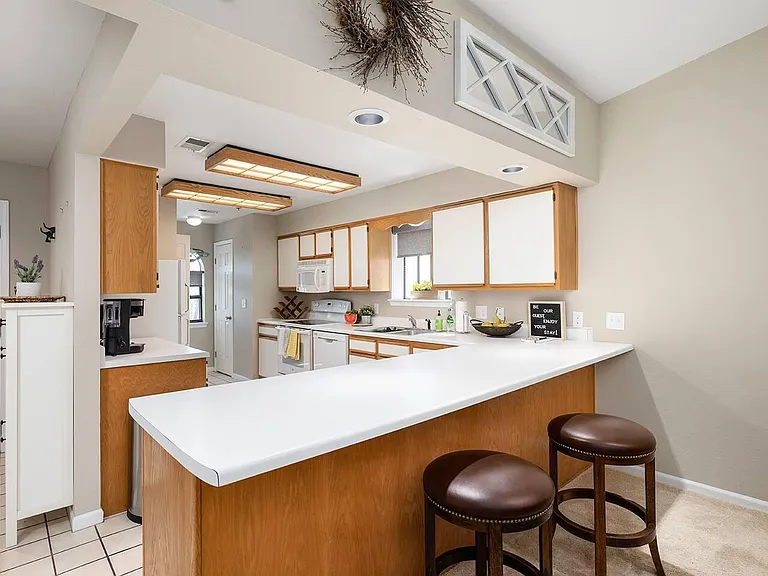 350 S Wildwood Dr #A29 — Photo 10