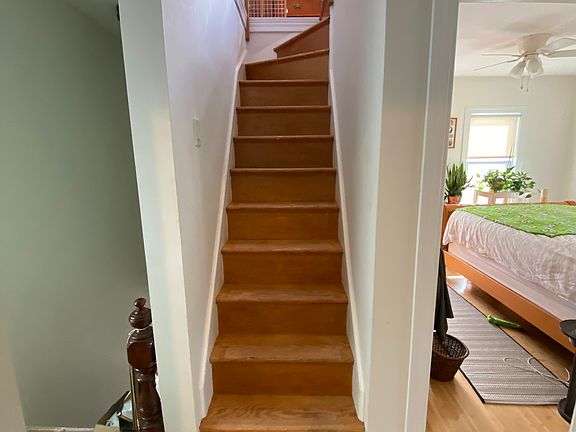 2nd image of 416 Willett Ave