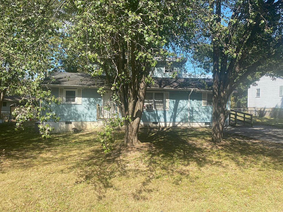 1st image of 6305 Stockton Dr