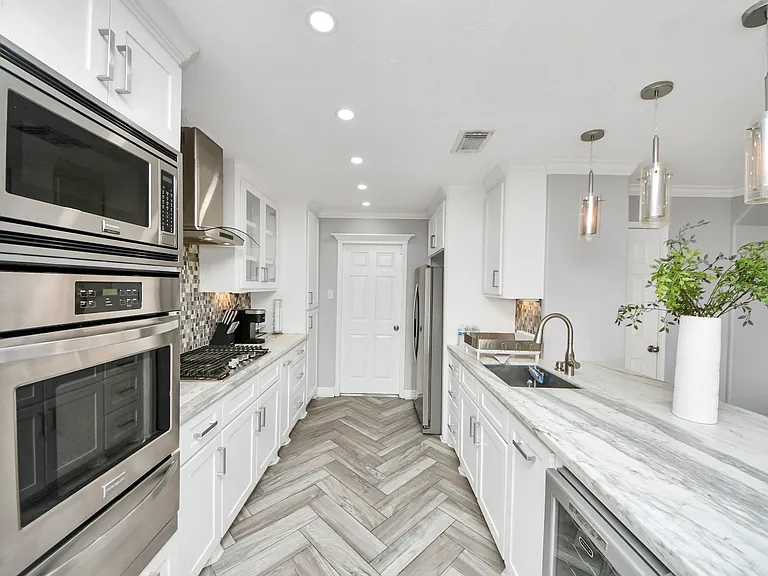 10814 Tobar Falls Cir — Photo 10