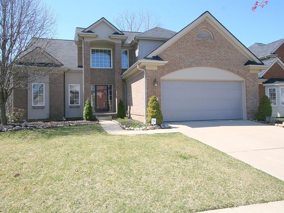 1st image of 376 S Sedgewood Ln