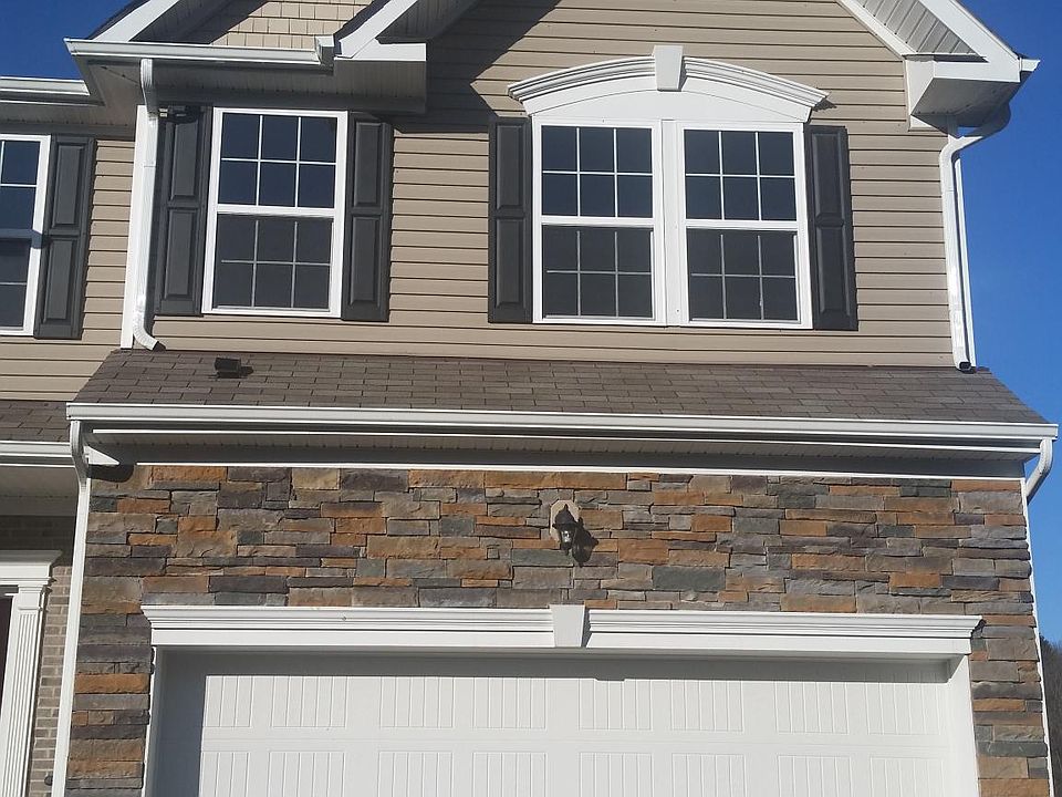 2 car garage attached
