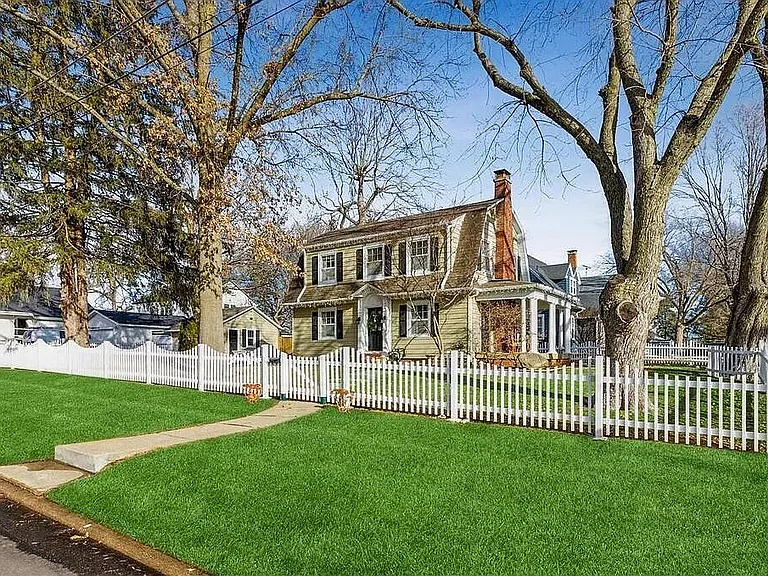 618 W 11th St S — Photo 1