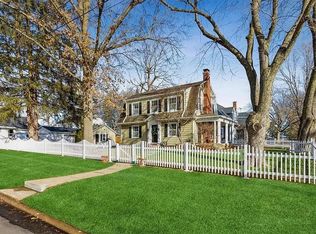 618 W 11th St S, Newton, IA 50208