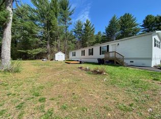 22 Ivy Ln, Blossvale, NY 13308