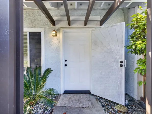 98 Alta Vista Ave, Roseville, CA 95678