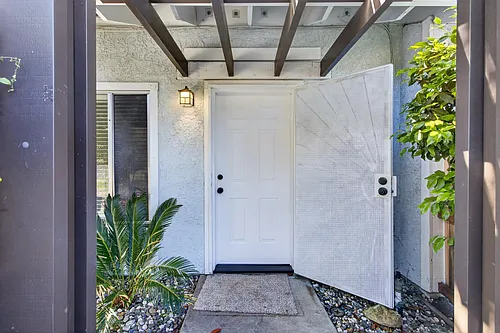 98 Alta Vista Ave Photo 1