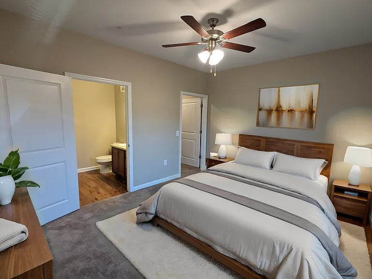 Farmington Woods Apartments — Photo 13