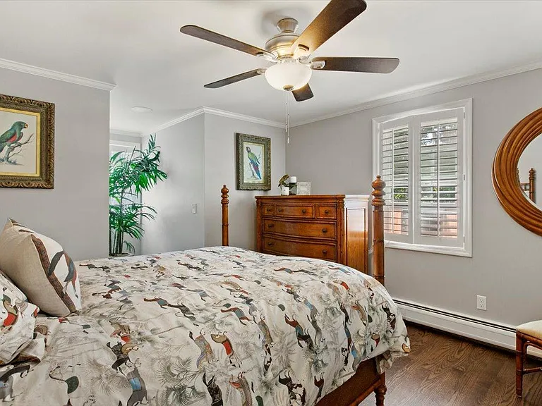 1 Patricia Ln — Photo 6