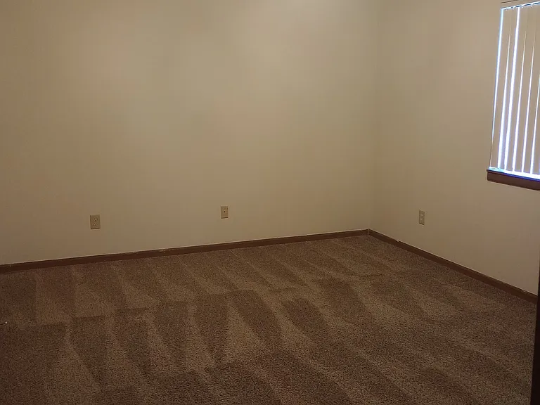 Marina Point Apartments — Photo 16