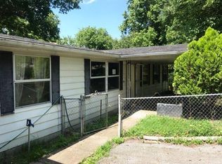 7099 S Ky Route 321, Hagerhill, KY 41222