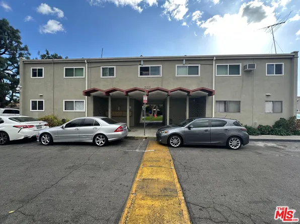7127 Coldwater Canyon Ave APT 3, North Hollywood, CA 91605