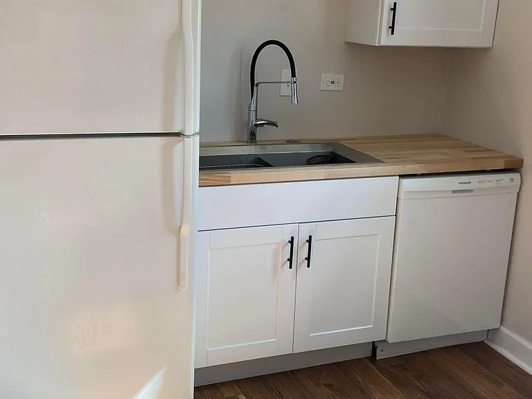 Backsplash being installed this week