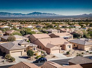 964 W Tenniel Dr, Green Valley, AZ 85614