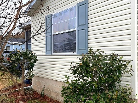 2nd image of 5328 Merritt Dr