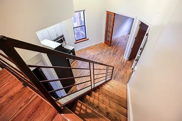 Rented by EXR | media 4