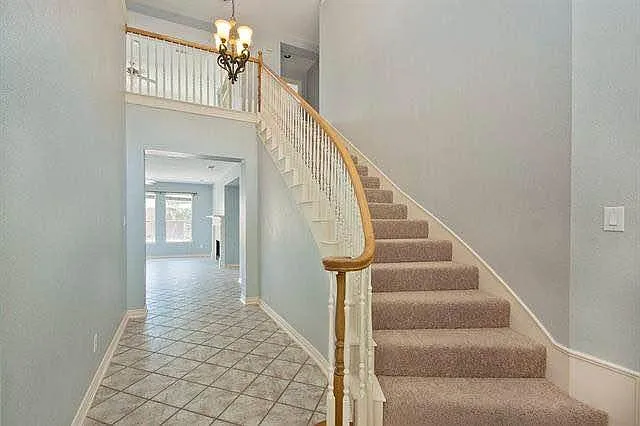 8524 Mesa Verde Dr — Photo 3