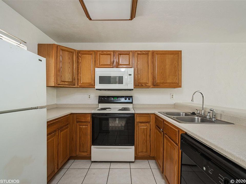 1st image of 81 SE 16th Ave APT D201