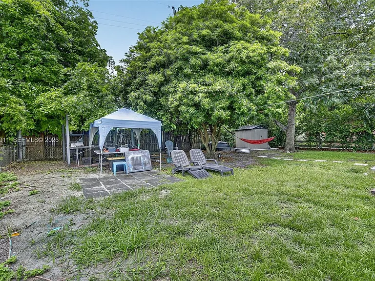 6238 Hayes St — Photo 39