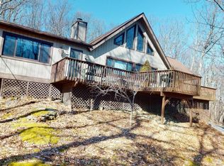 104 Fairview Rd, Milford, PA 18337