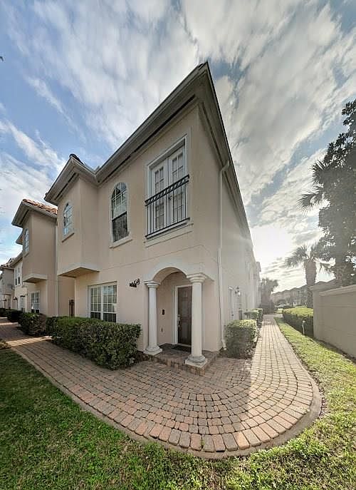 1st image of 6039 Stoney Brook Dr