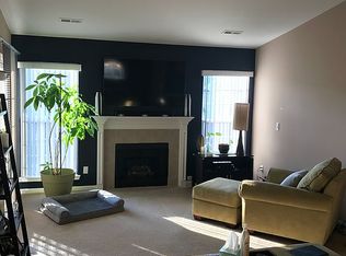 52076 Naugatuck Dr, Macomb, MI