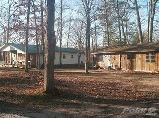 5533 River Rd, Manistee, MI 49660