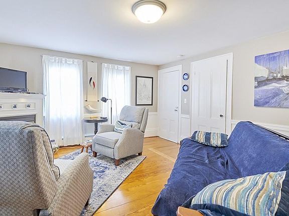 5th image of 6 Merrimac Ct #1
