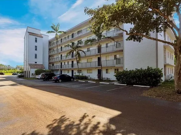 8750 N Sherman Cir APT 103, Hollywood, FL 33025