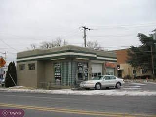Home for Sale in BERLIN, NJ $325,000