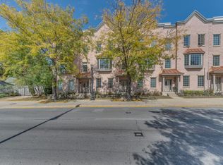 124 Kimball St UNIT 124, Elgin, IL 60120