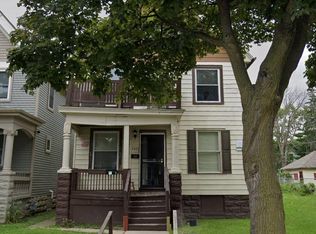 2437 N 29th St, Milwaukee, WI 53210