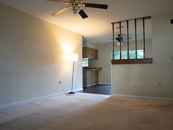 5th image of 2203 Crystal Grove Ln