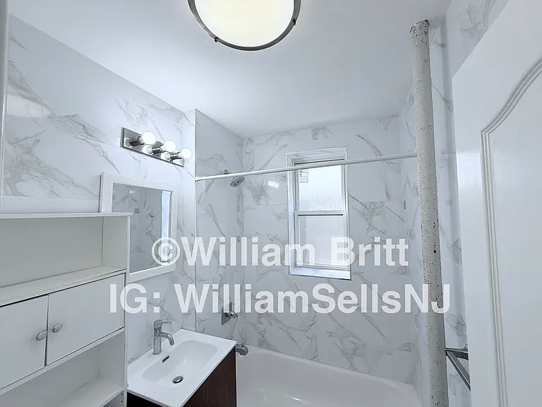 332 61st St #B4 — Photo 6