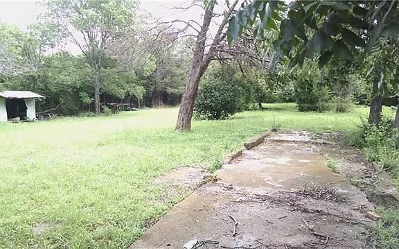 3rd image of 3008 Seaton Dr