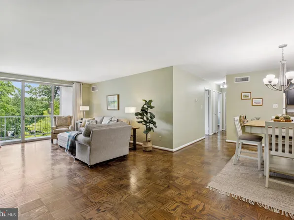 4977 Battery Ln #1415, Bethesda, MD 20814