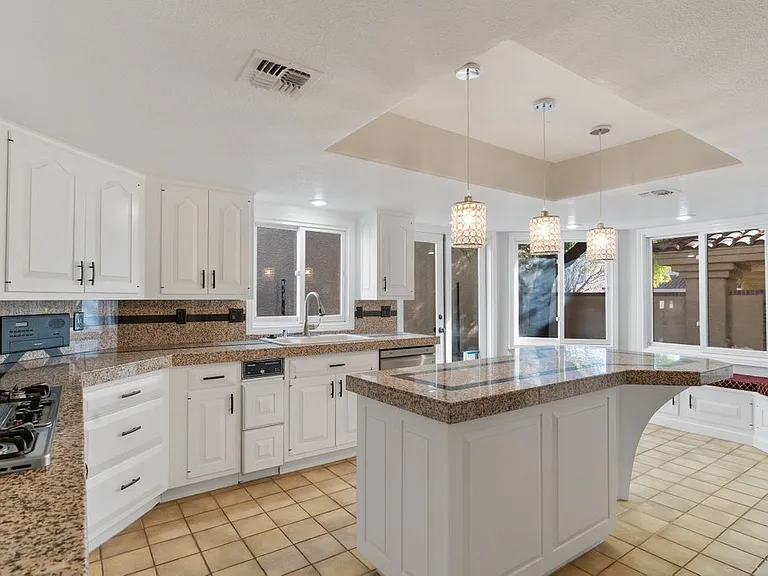 7656 Boca Raton Dr — Photo 7