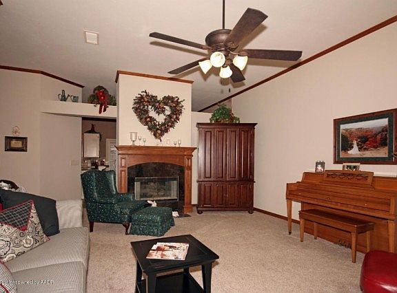 4th image of 6716 Columbia Ln